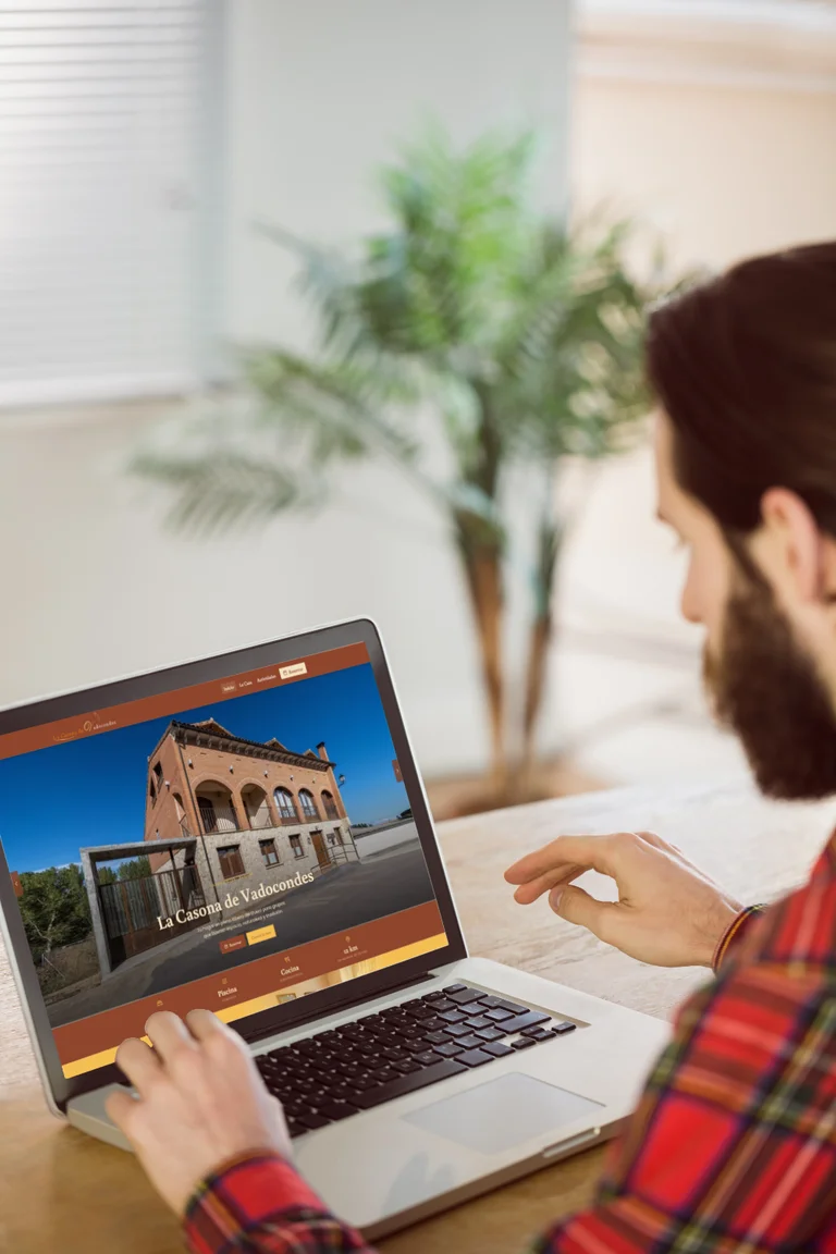 Web turística e integración de reservas